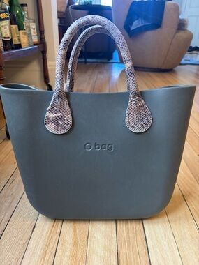 O Bag from Italy with TWO Handles included